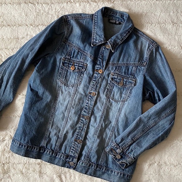 Oversized denim jacket - Picture 2 of 8